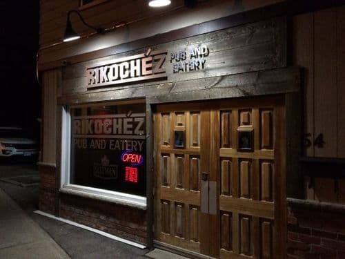 Rikochez Pub & Eatery
